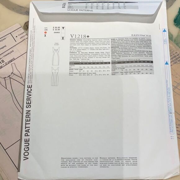 Vogue pattern, 1218, Donna Karan Collection. - Picture 3 of 5